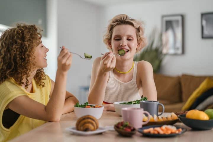 Is it cheaper to cook or eat out: cooking is typically cheaper.