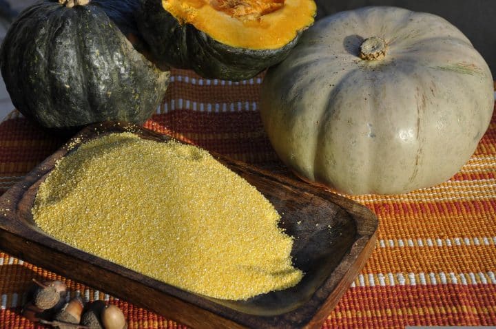 Does cornmeal kill weeds? Yes it does
