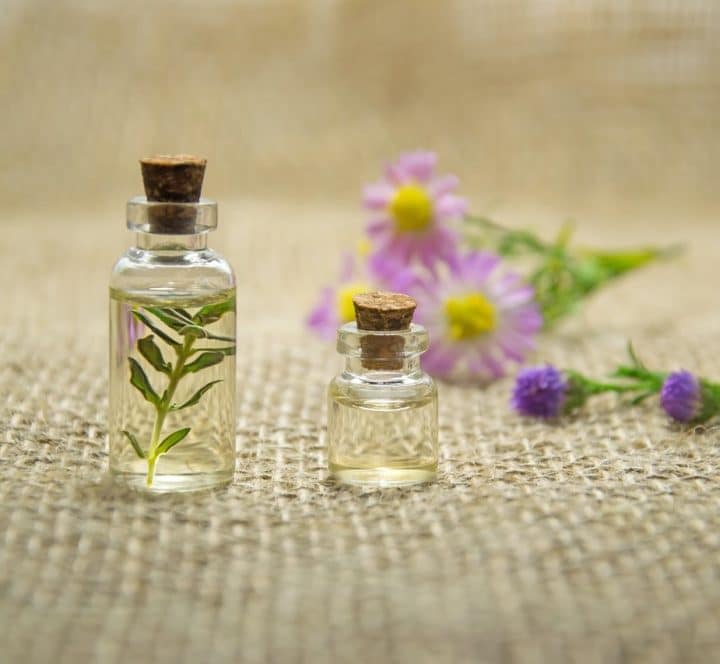 How to make a car shine and smell clean: use essential oils