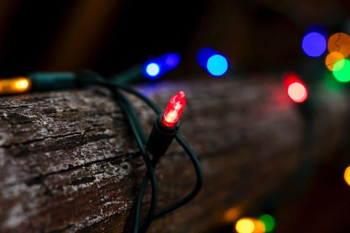 What can go in recycle bin: Christmas lights shouldn't, but they can be recycled in other ways